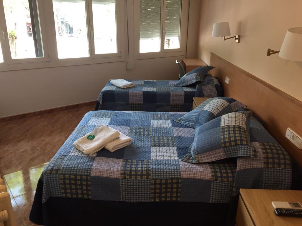 Hostal Rio De Castro Barcelona Eksteriør billede