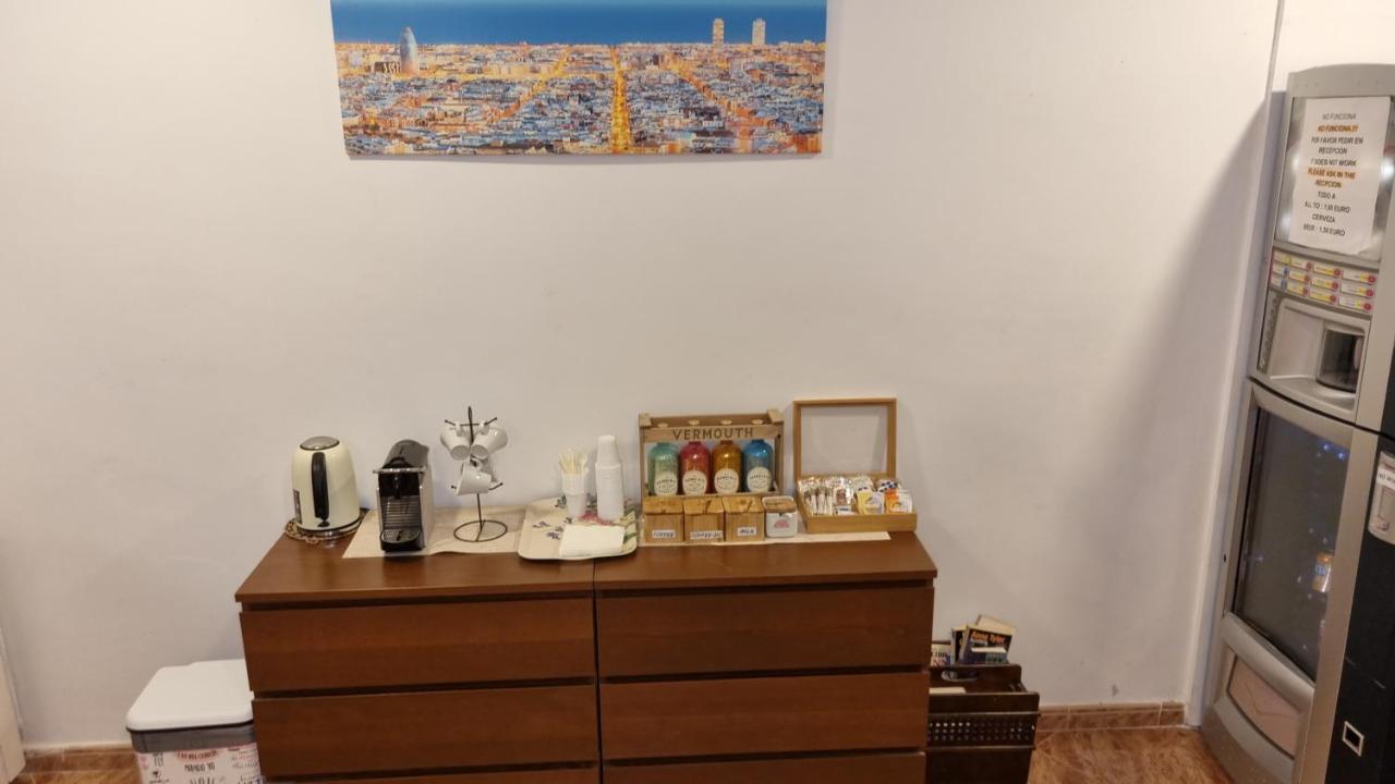 Hostal Rio De Castro Barcelona Eksteriør billede