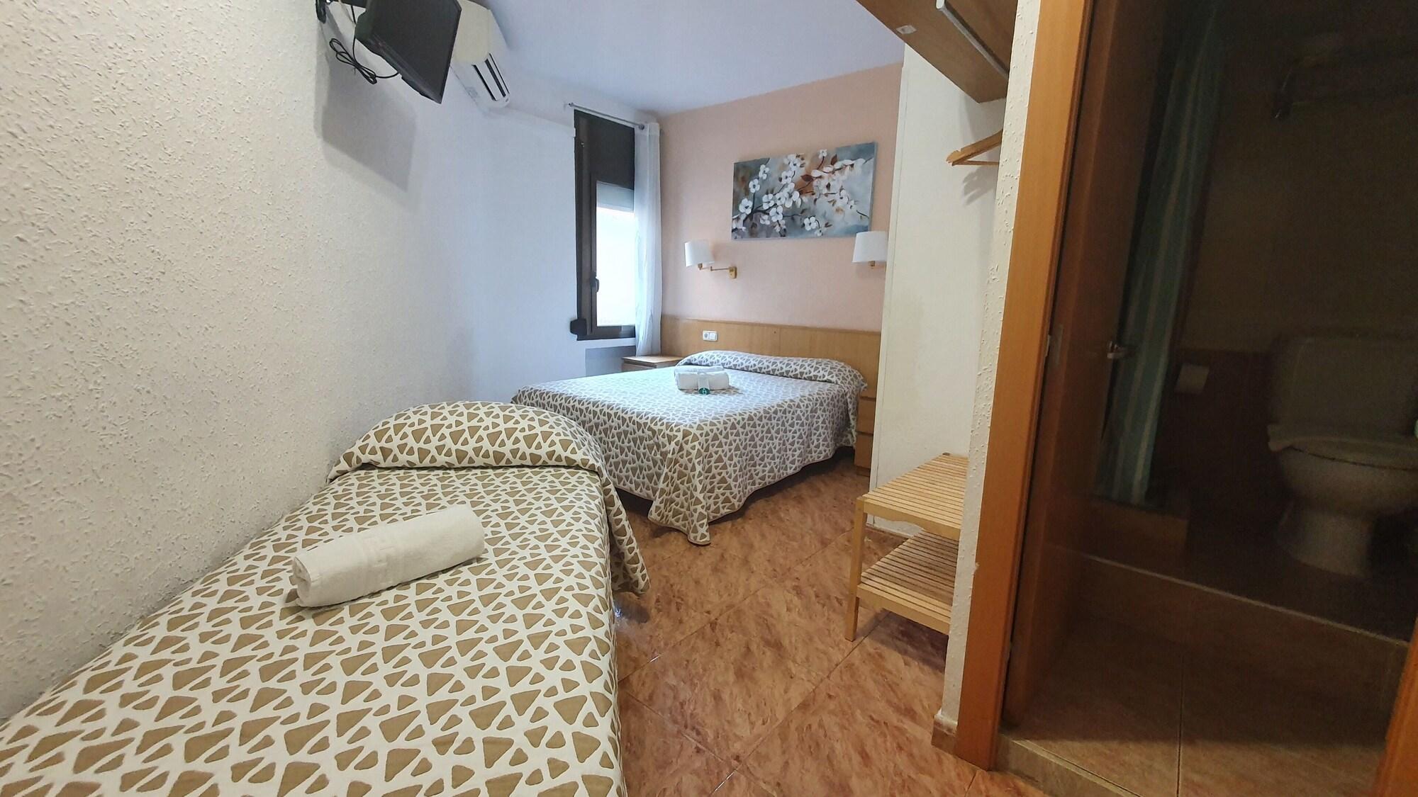 Hostal Rio De Castro Barcelona Eksteriør billede