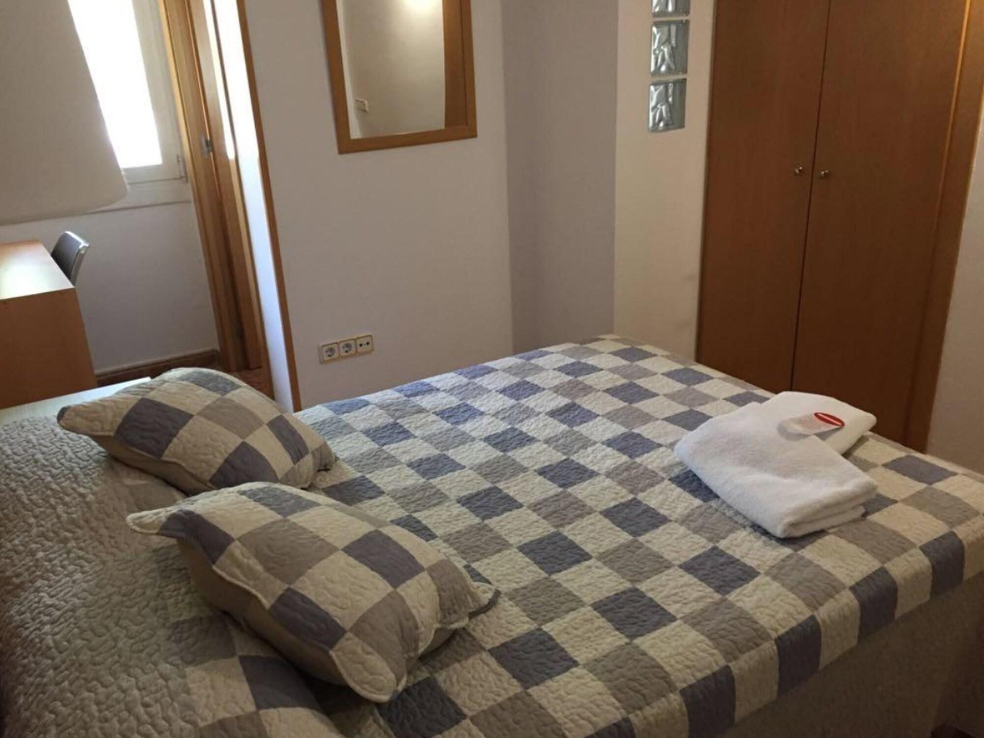 Hostal Rio De Castro Barcelona Eksteriør billede