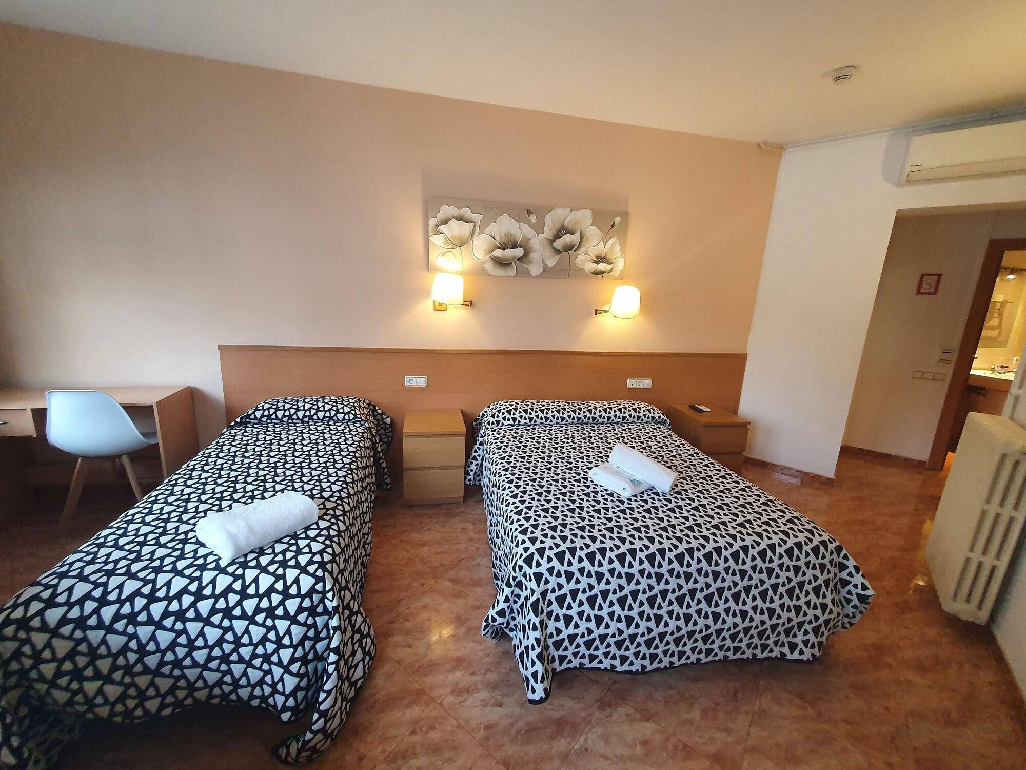 Hostal Rio De Castro Barcelona Eksteriør billede