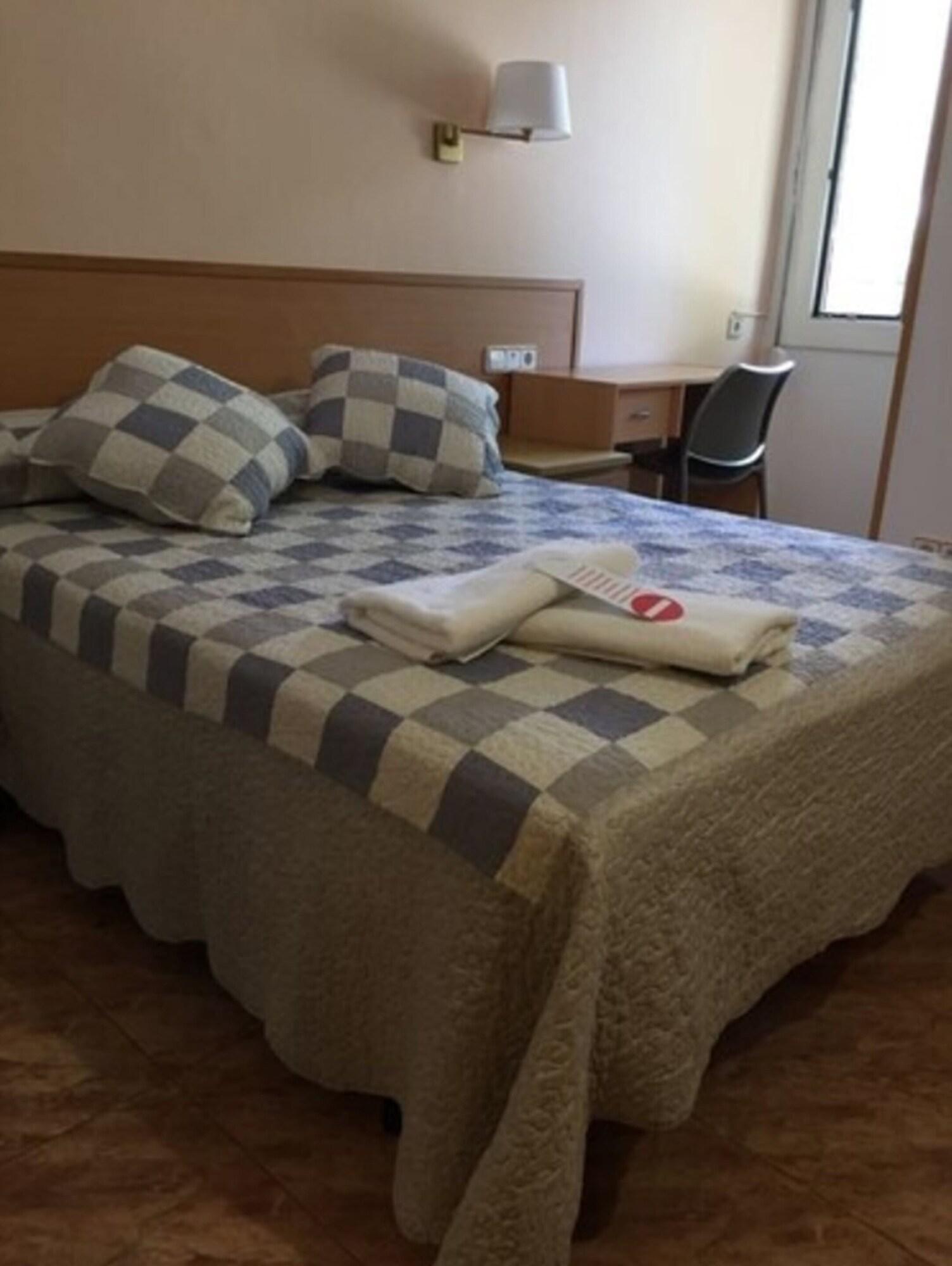 Hostal Rio De Castro Barcelona Eksteriør billede