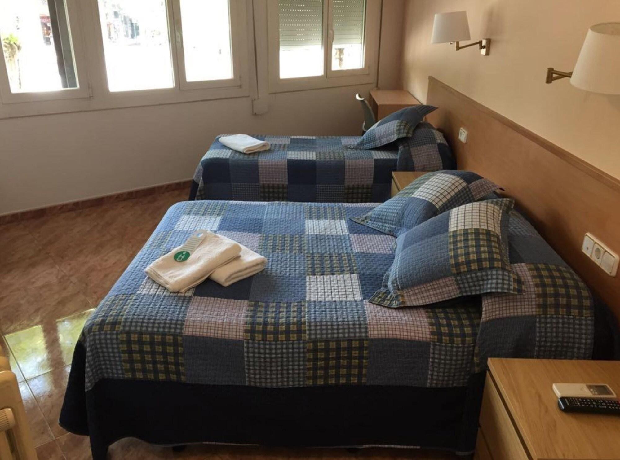 Hostal Rio De Castro Barcelona Eksteriør billede